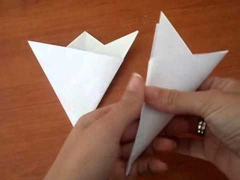 Craft: Paper Snowflakes - Χάρτινες χιονονιφάδες