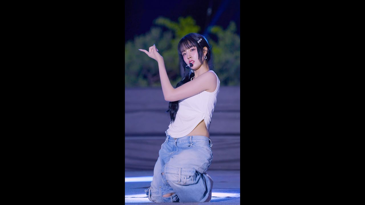 [4K60P] 240714 스테이씨 윤 STAYC YOON - 1 Thing 직캠 @2024 세계관악컨퍼런스 축하 공연