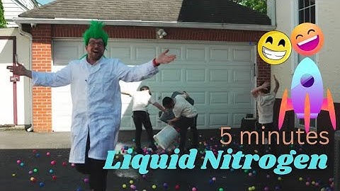 Science Experiments for kids 5 min Liquid nitrogen with Dr. Shnitzel