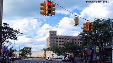 Traffic Lights Near Rail Road Crossing with Old 4 Way | Washington & Fourth
