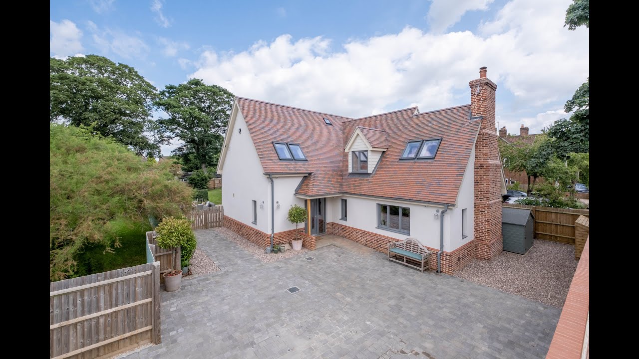Inside Walnut House, An individually built EcoFriendly home in Carlton