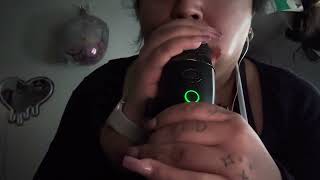 MY FIRST ASMR VID!!!
