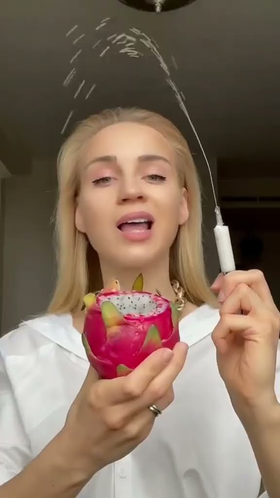 Dragon Fruit Coffee ? ☕️ #food #asmreating #coffee #fruit