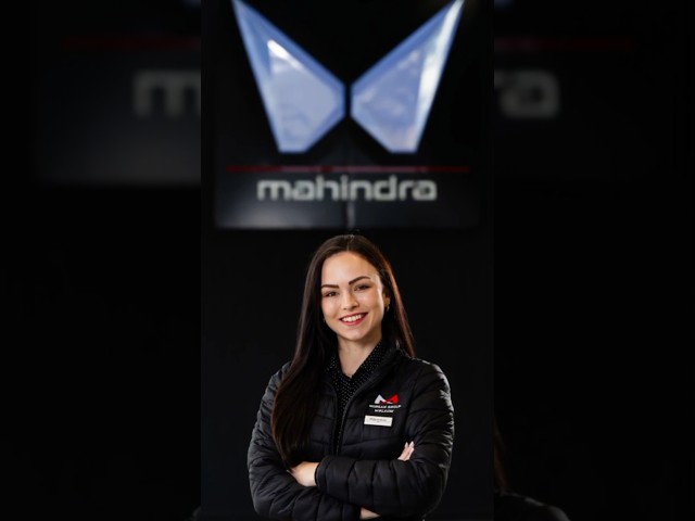 Behind the scenes of Mahindra & Nissan Welkom personal shoot... #mahindra #bts #headshots