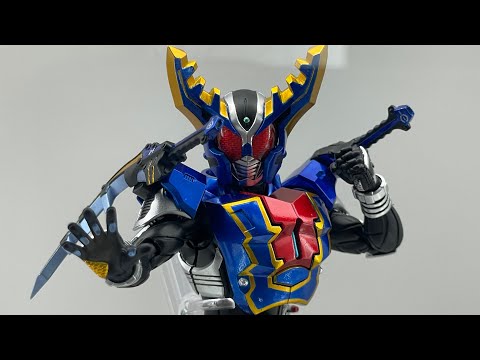 真骨彫 仮面ライダーガタック Amazon.co.jp: S.H.Figuarts（真骨彫製法） 仮面ライダー