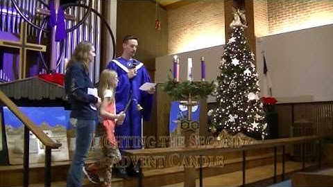 Lighting the Second Advent Candle