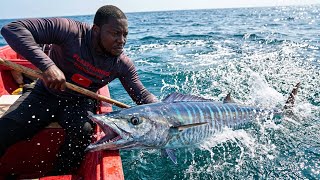 My First Time Catching A Giant WAHOO!
