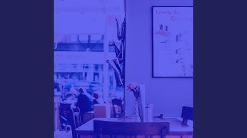 Spacious Ambiance for Watching Leaves Fall