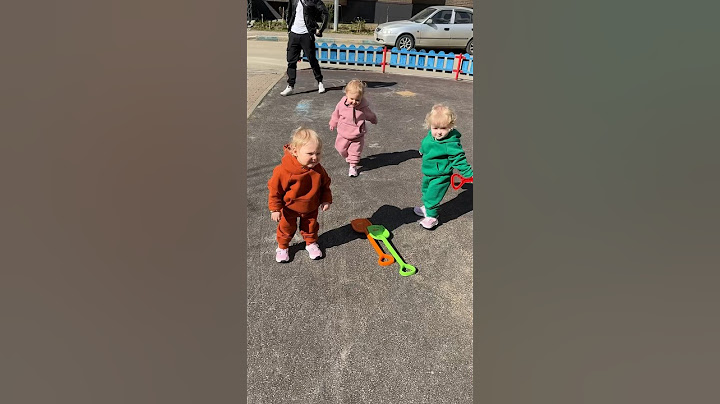 Погуляли с тройняшками 🤗