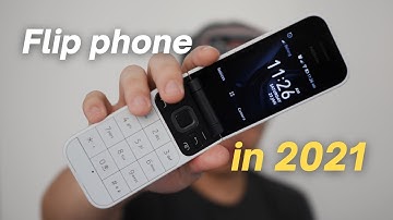 I switched to a flip phone // Nokia 2720 KaiOS // Digital Minimalism
