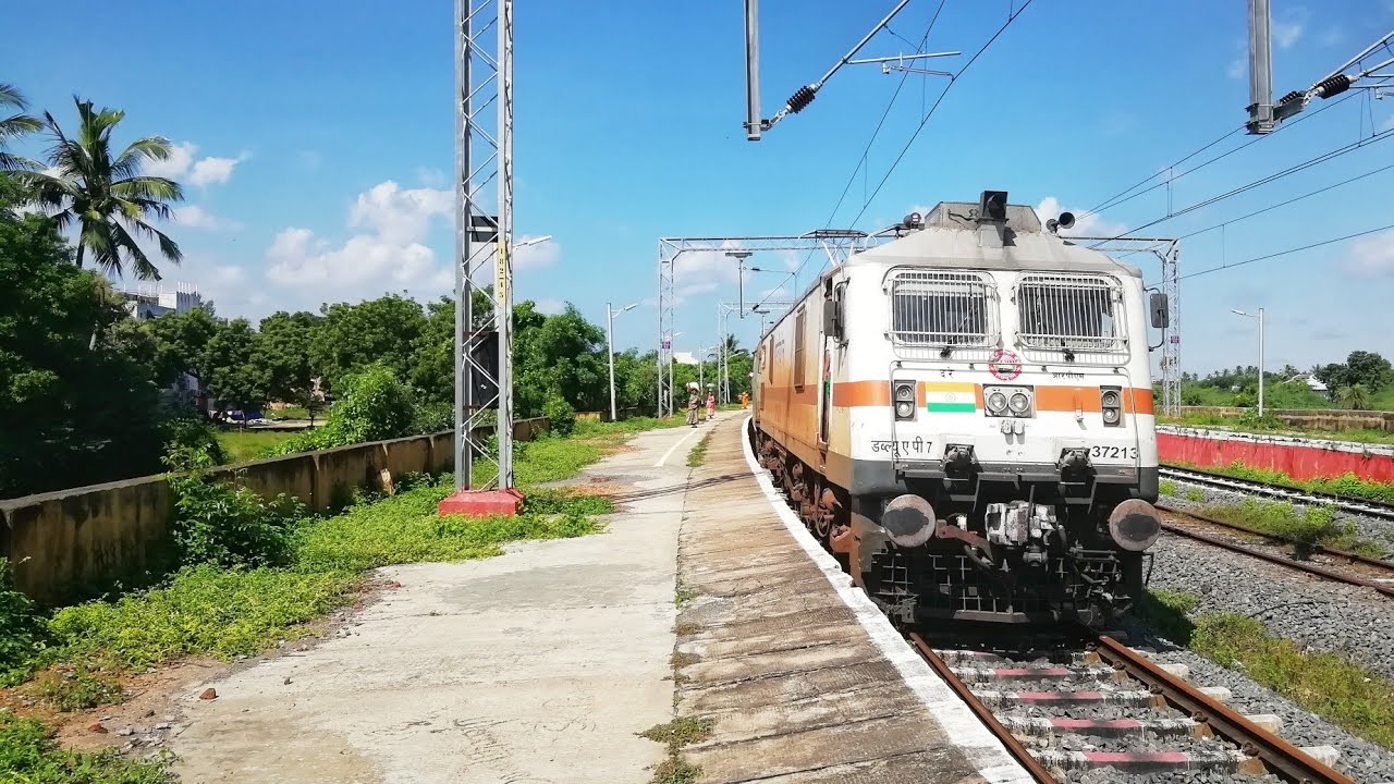 RPM WAP7 loco Cholan Express special MS - TPJ train arrived and ...