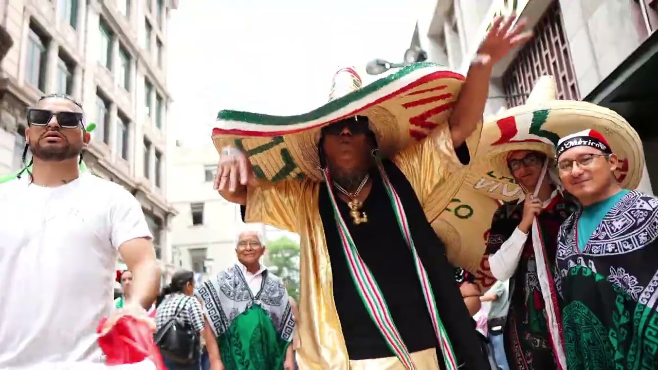 B-MOLL - MEXICANO ft. REAL CHICANO @pirfamusic-c6x #ABGajuscobusinessgang #elRamerodelTrap auf YouTube ansehen B-MOLL - MEXICANO ft. REAL CHICANO @pirfamusic-c6x #ABGajuscobusinessgang #elRamerodelTrap auf YouTube ansehen