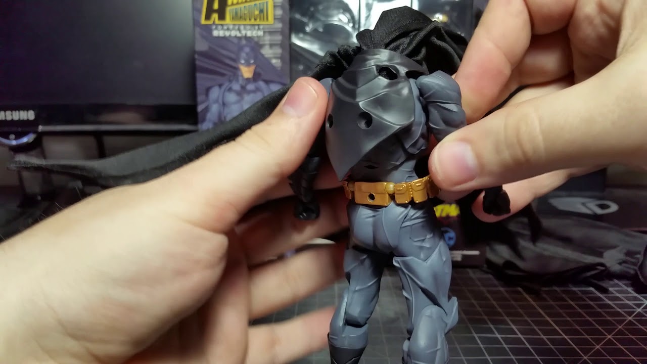 revoltech batman custom cape