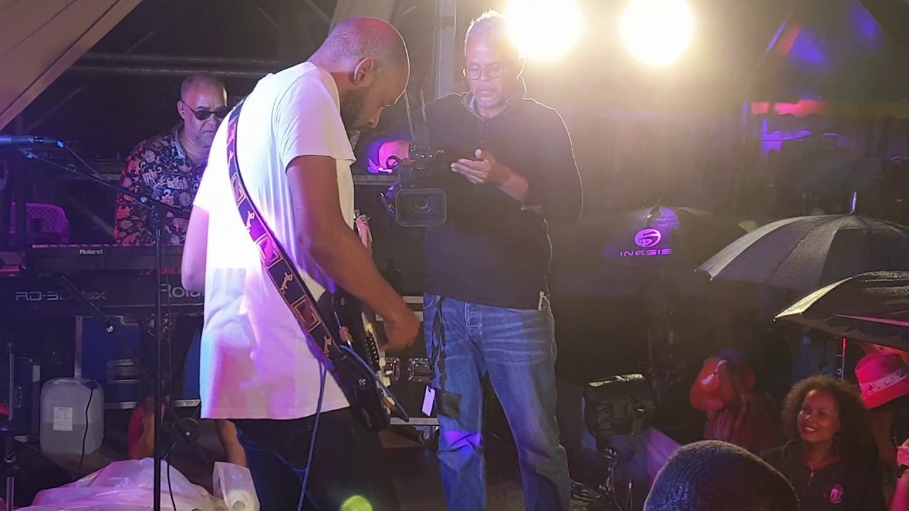 #mizikonthebeach solo Alex cabit