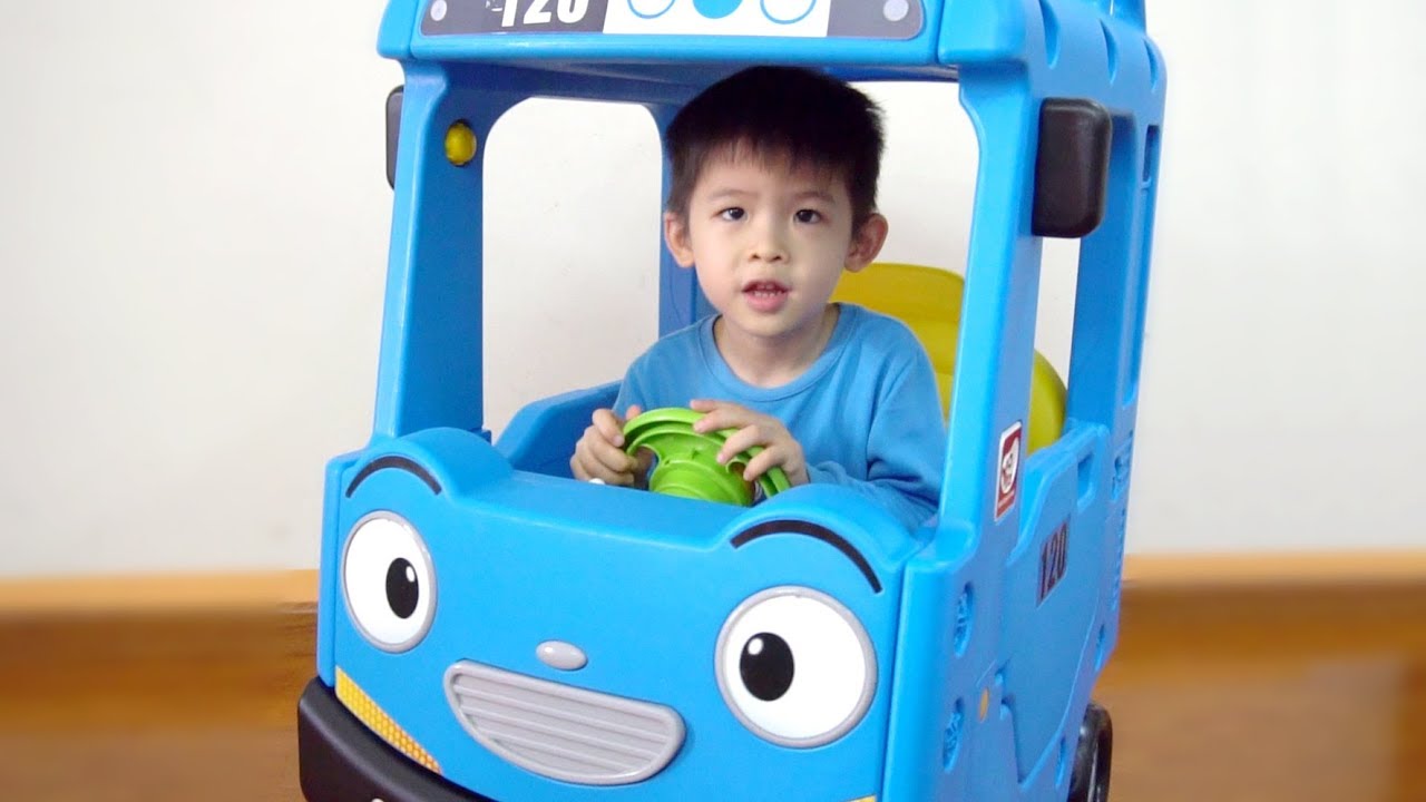 childs ride on toy bus