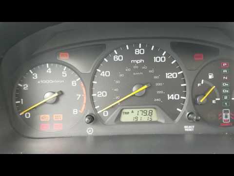 Video: Cum stingi lumina necesară întreținere pe un Honda Accord 2002?