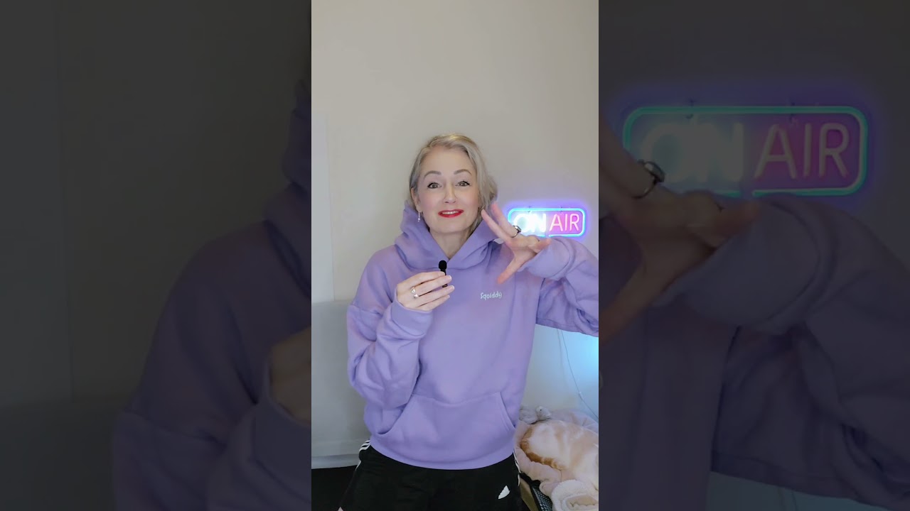 My honest review of the classic Squiddy hoodie!