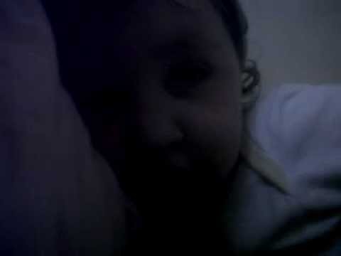 მარიამი აძინებს თავის თავს