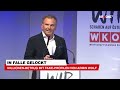 Mit Promi-Fake-Identitäten 50 Mio. Euro ergaunert | krone.tv NEWS