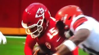 Mahomes Possibly Concussed After Brutal Hit Chiefs Vs Browns NFL Football Divisional Round 2021