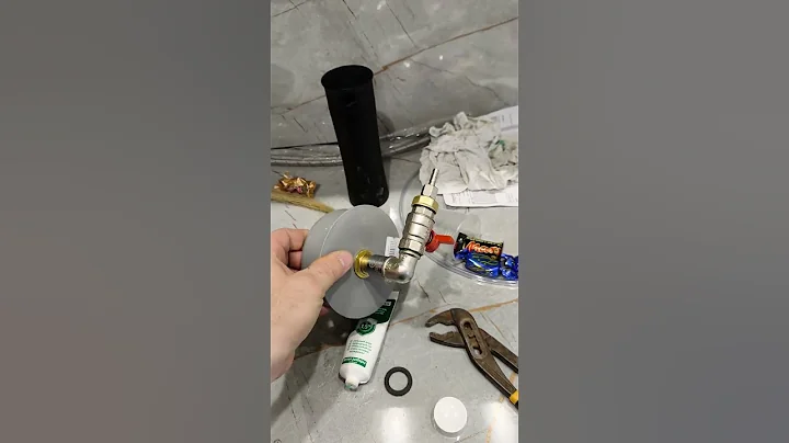 The ventilation duct is leaking – I came up with this condensate collection system! What do you t...