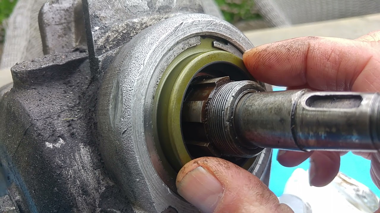 Oil seal problem gearbox BSA B33 YouTube