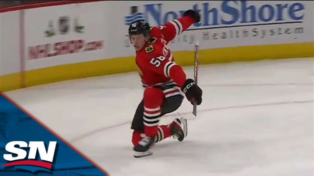 blackhawks-score-twice-in-just-19-seconds-to-slice-into-oilers-third