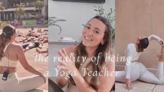 So you want to be a Yoga Teacher? Things you should know first & honest chat about the yoga industry