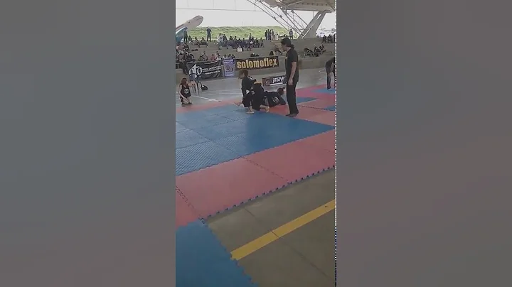 Jiu Jitsu Alida Pea vs Lesli