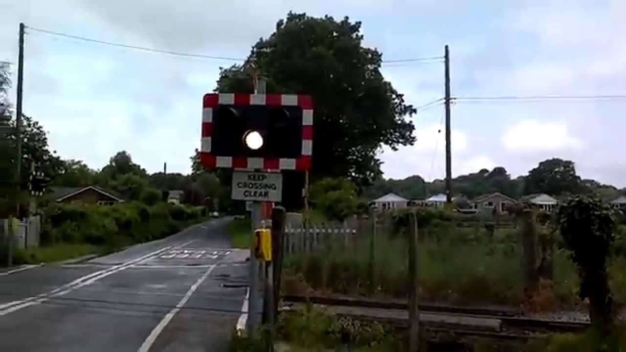 Frost Lane Level Crossing 27/05/14 YouTube