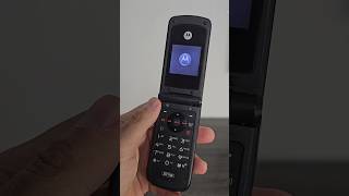 Flip It Like It’s 2007 – Motorola W270 Throwback #motorola #flipphone #throwbacktech