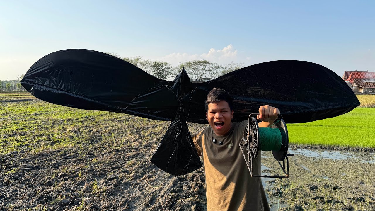 SETING PERDANA LAYANGAN ELANG JET 2 METER YOGA GEMBUL!!! SERU LIHAT #layangan #elang 