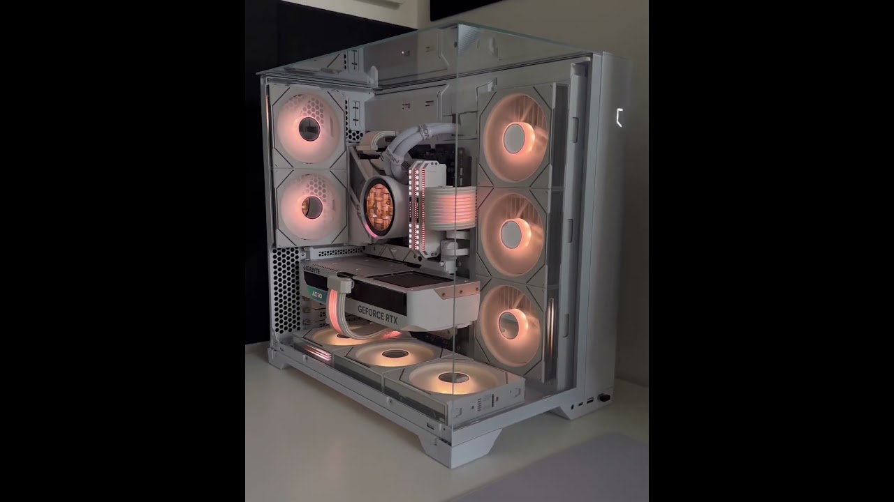 Lian Li 011 Vision Compact, Wireless SL Infinity Fans and Wireless Strimers. 🤍 