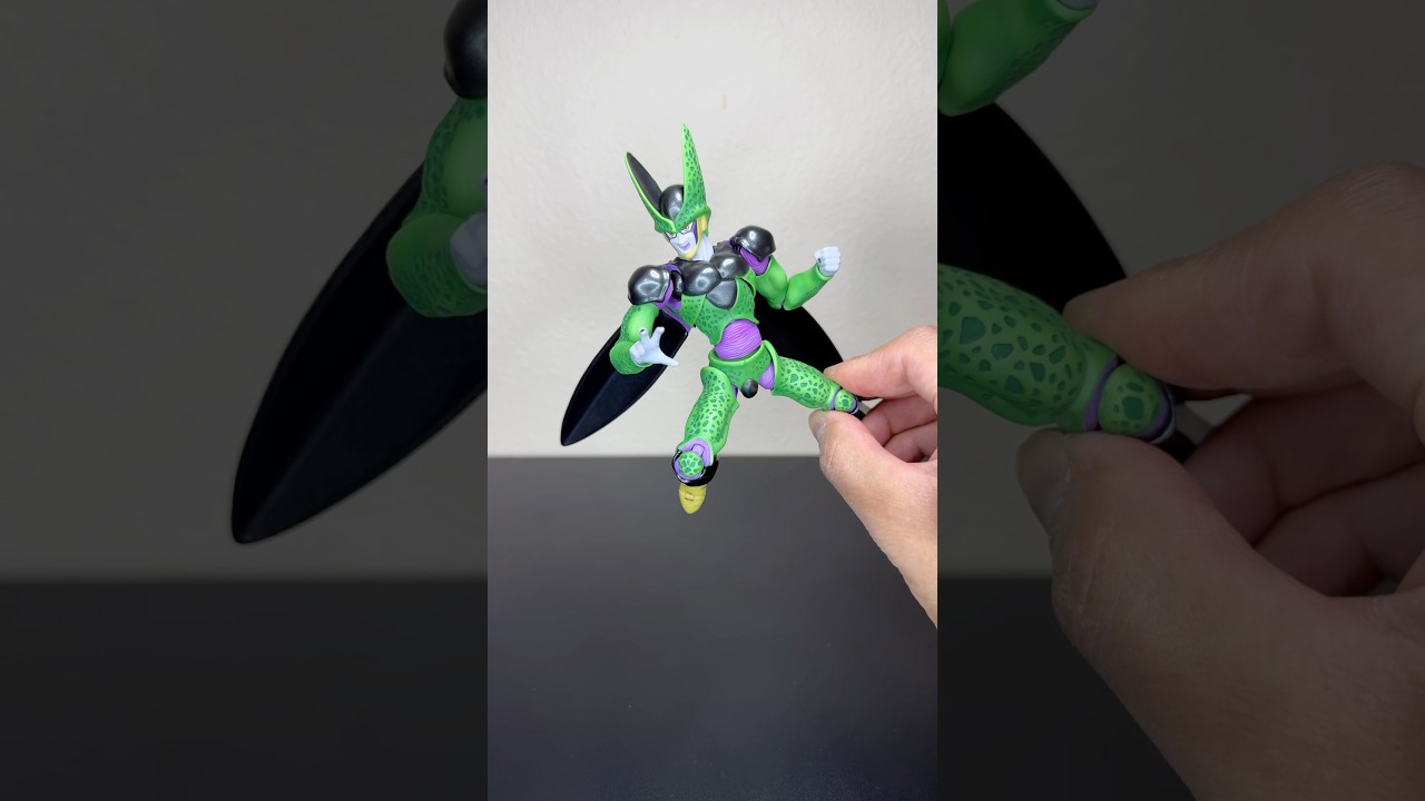 The SH Figuarts Cell Showcase You Didn't Ask For