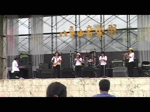 第12回八重山音楽祭「仮ボナーラ」のハッスル