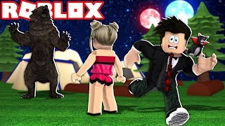 APARECEU UM URSO NO NOSSO ACAMPAMENTO | Roblox - Backpacking