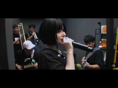 กระแซะเข้ามาสิ Cover by: ปราง ปรางทิพย์