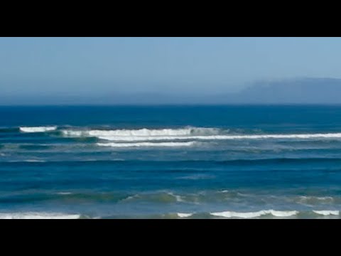 Massive swell lights up mystery Strand reef in Cape Town. Captured on live stream webcam today