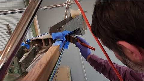 Toerail Refinish - Apply varnish (7 of 8)