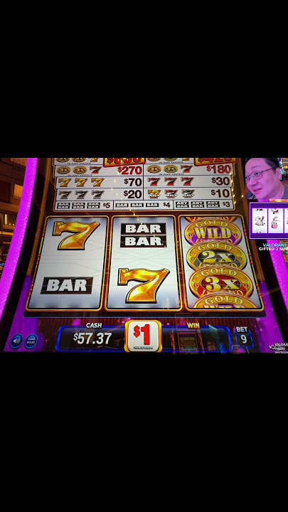 Sometimes You Gotta Threaten The Machine 😡 #shorts #lasvegas #casino #gambling #slots #jackpot