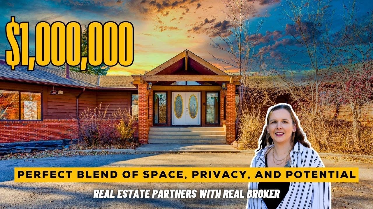 Прекрасный участок площадью 2 акра с 6 спальнями и 4,5 ванными комнатами в сельской местности окр...