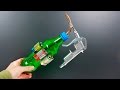 Awesome idea on making a spray gun out of a bottle