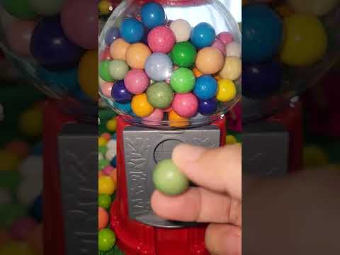 Satisfying Gumball Machine🌈🌈ASMR #howto insert coin & catch sweets in #easyway #shorts