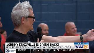 ‘This is my home’ | Johnny Knoxville helping raise money for South-Doyle’s new weight room