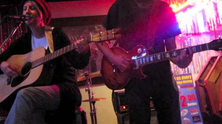 Lori Flynn & Outlaw Band