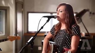 Miniatura de vídeo de "Emily Hearn - Found A Heart - Audiotree Live"