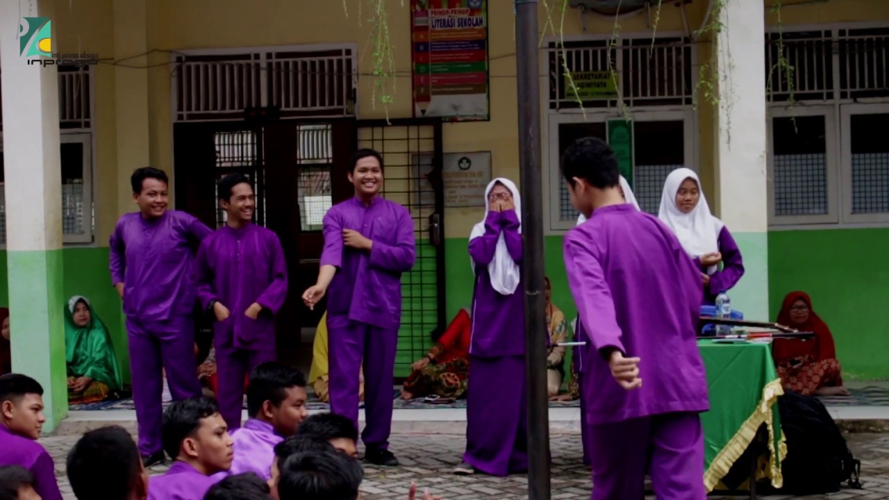 Gerakan Literasi yang Sebenarnya - Tim Literasi Inprasa Hadir di SMA Negeri 12 Pekanbaru