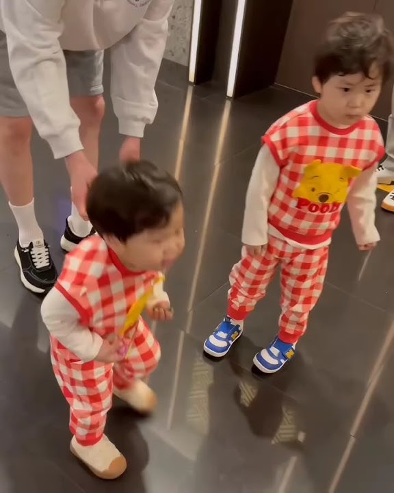 Annyeong haseyo #jeongwoo #jungwoo #viral #shorts #trending #ytshorts #viralvideo #yt