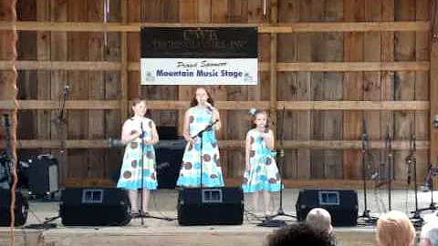 The Pethtel Sisters- Farther Along