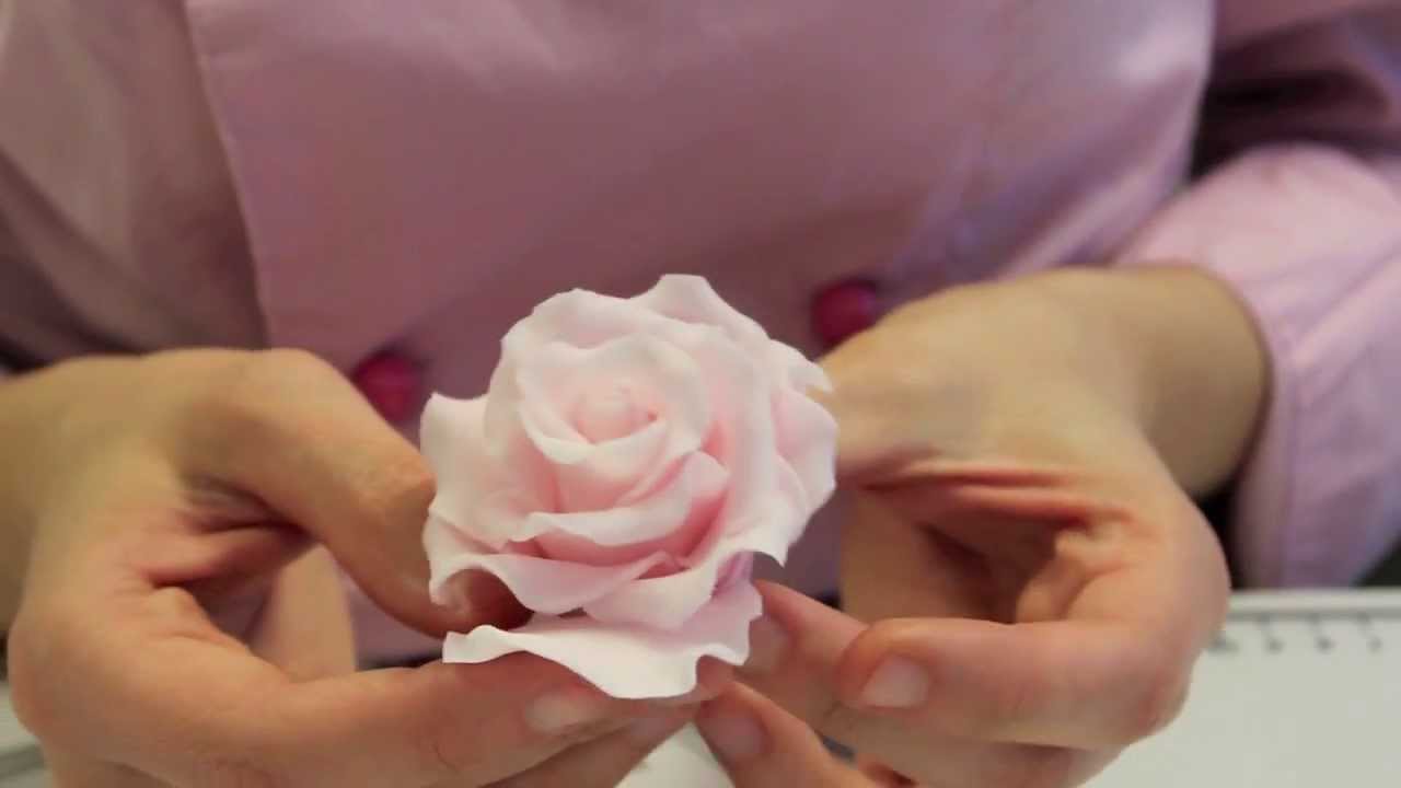 Rose in pasta di zucchero | Gumpaste roses | Martellato